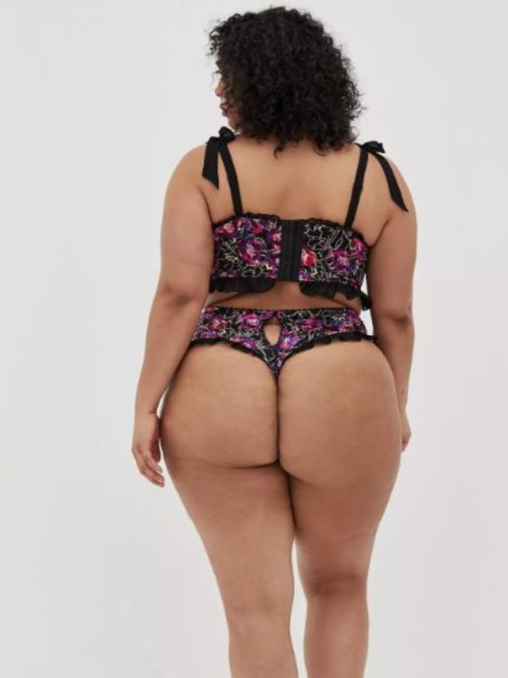 Torrid 6x Black Floral Satin Ruffle Underwire Bra and High-rise Thong Panty Set - Picture 3 of 5